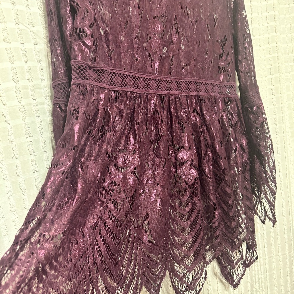 Umgee Women's Small Metallic Purple‎ Lace Bell Sleeve Babydoll Top G1259 - Picture 4 of 11